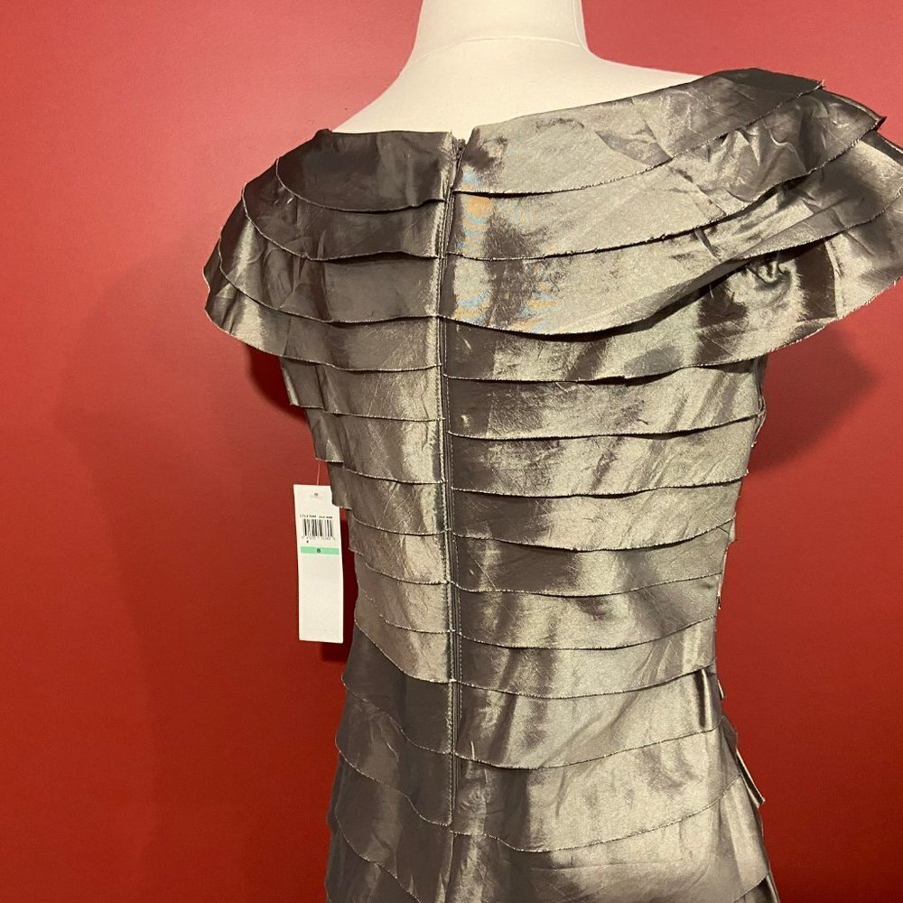 London Times Women's Olive Shimmer Tiered Cocktail Dress - Size 8 - NWT - Picture 3 of 6
